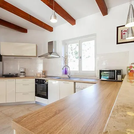 Villa Krmed Villa