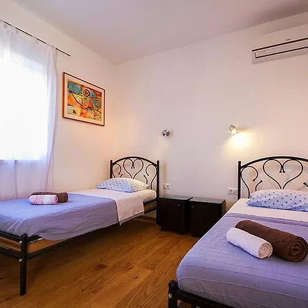 Villa Villa Krmed *
