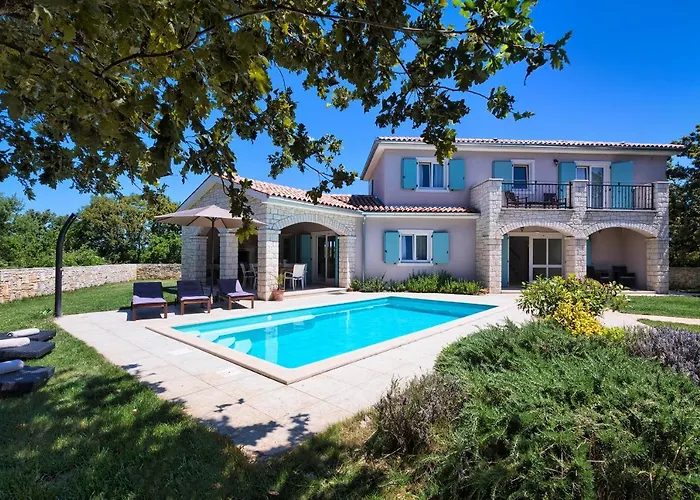 By Istra Vacation Krmed