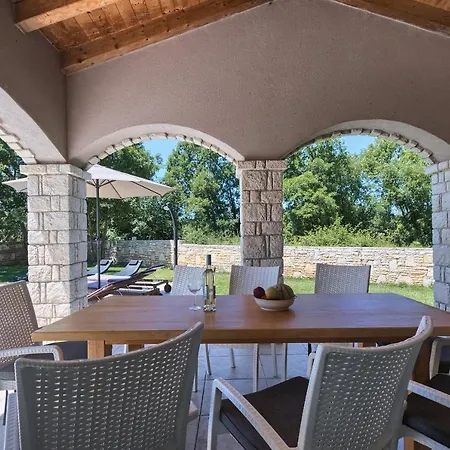 Villa Villa Krmed *